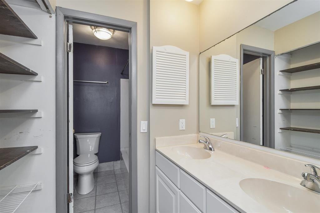 1230 East Dayton Street, Unit 4 - Photo 6 of 9