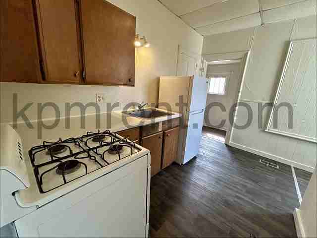 401 1st ST SE 200 3rd Ave SE - #3-2 - Photo 2 of 12