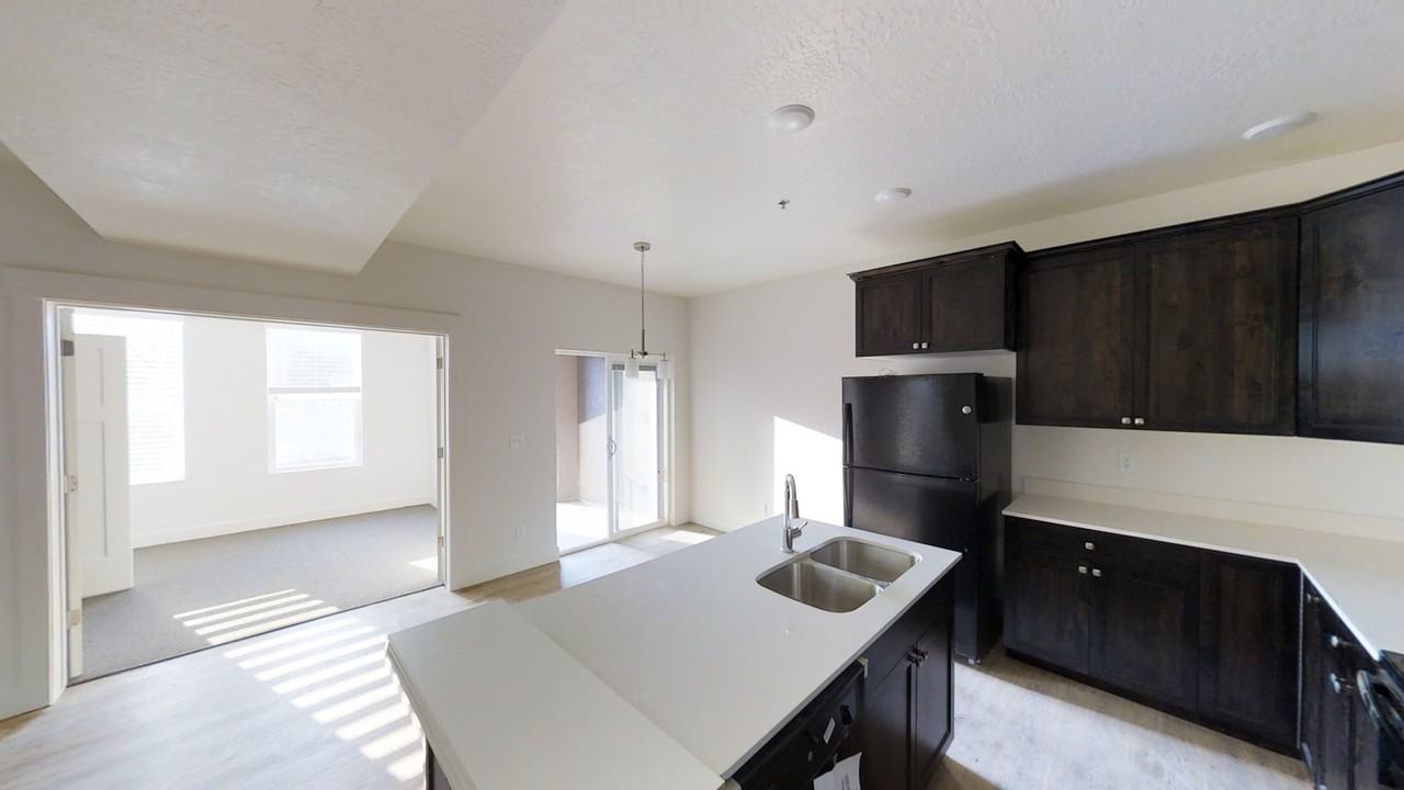 45 South Main Street, Unit 201 - Photo 3 of 21