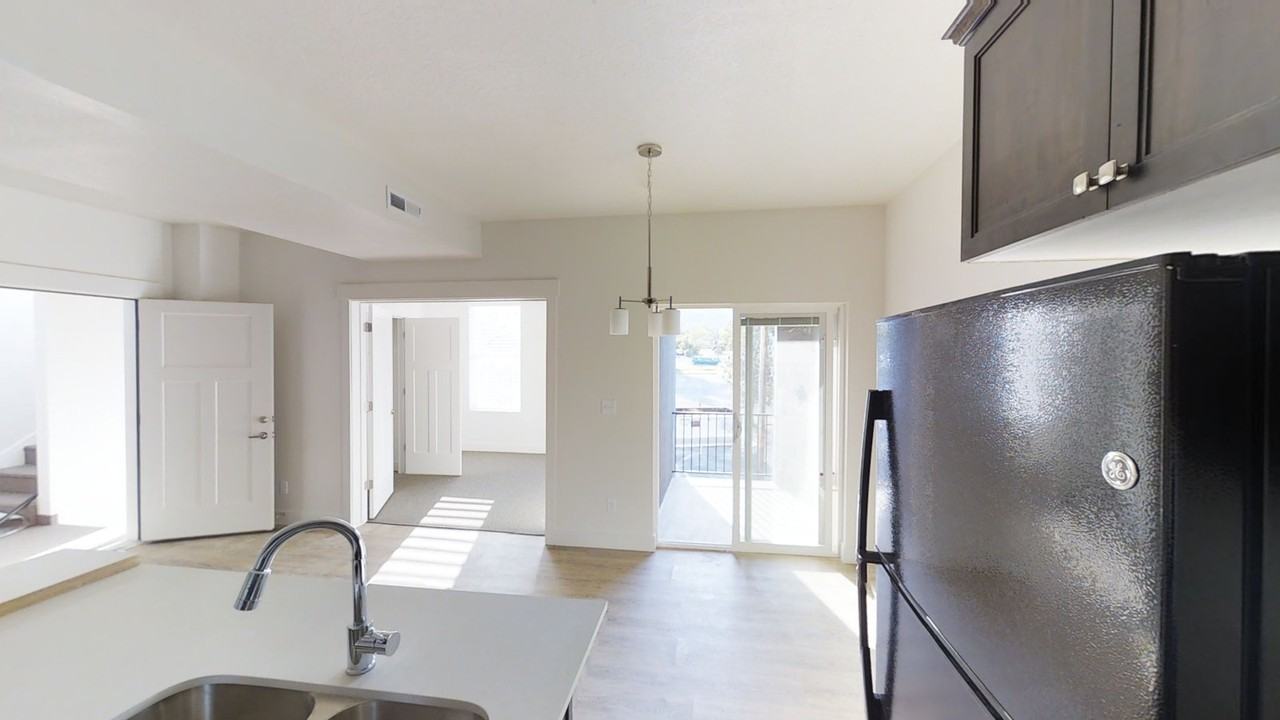 45 South Main Street, Unit 201 - Photo 4 of 21