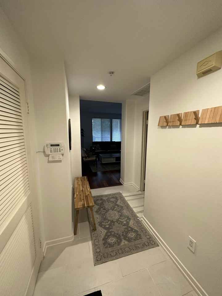 3321 Watermarke Place - Photo 7 of 27