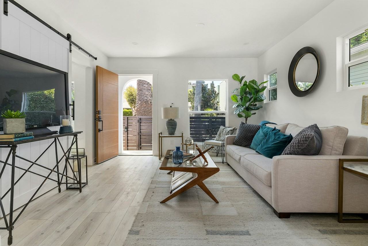 2354 Ocean Avenue - Photo 2 of 15