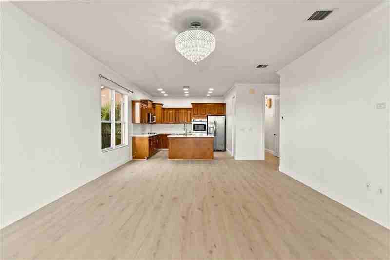 4116 SW 179th Way - Photo 5 of 11