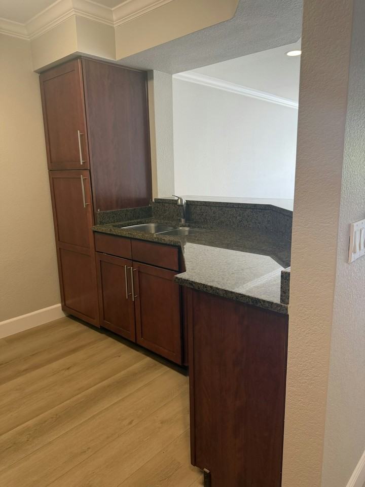 2025 E Campbell Ave Apt 260 - Photo 5 of 26