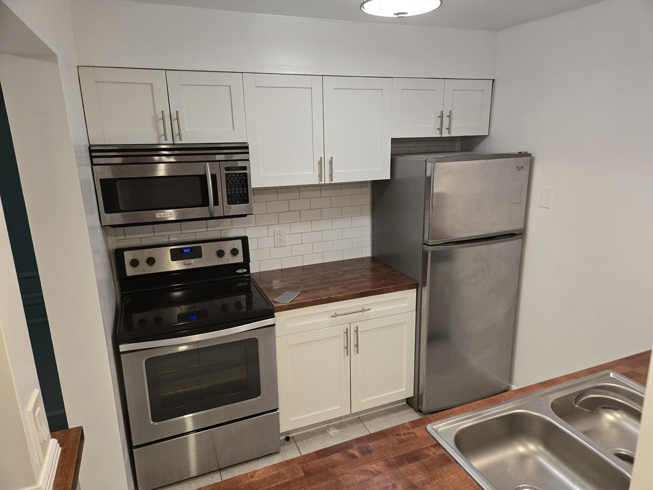 379 79th Ave N #1 - Photo 5 of 8