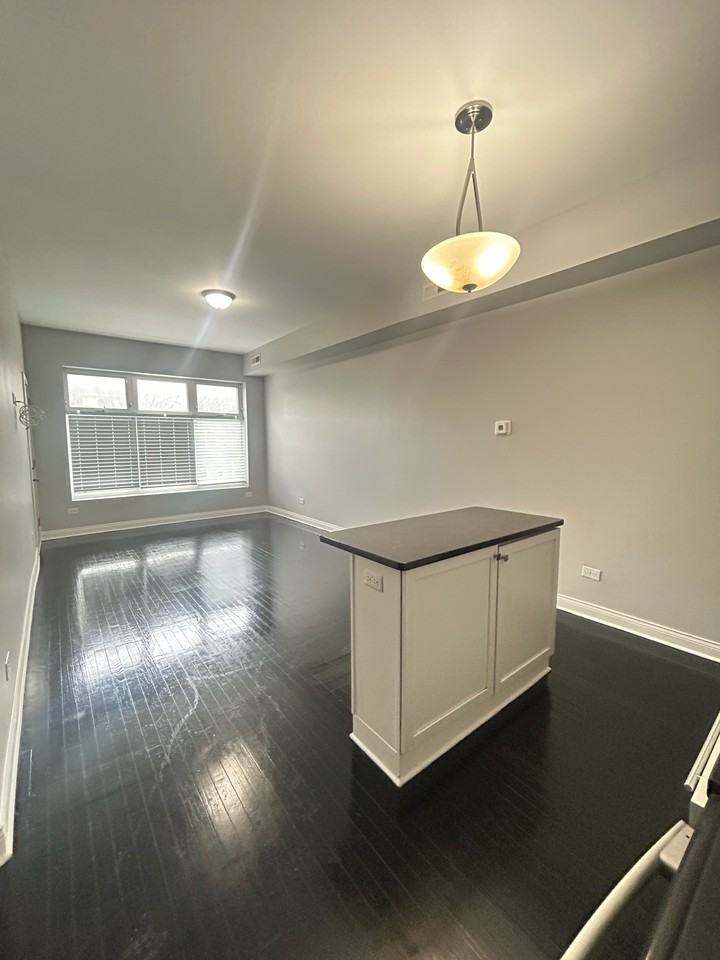 4412-14 South Prairie Avenue - Photo 3 of 8