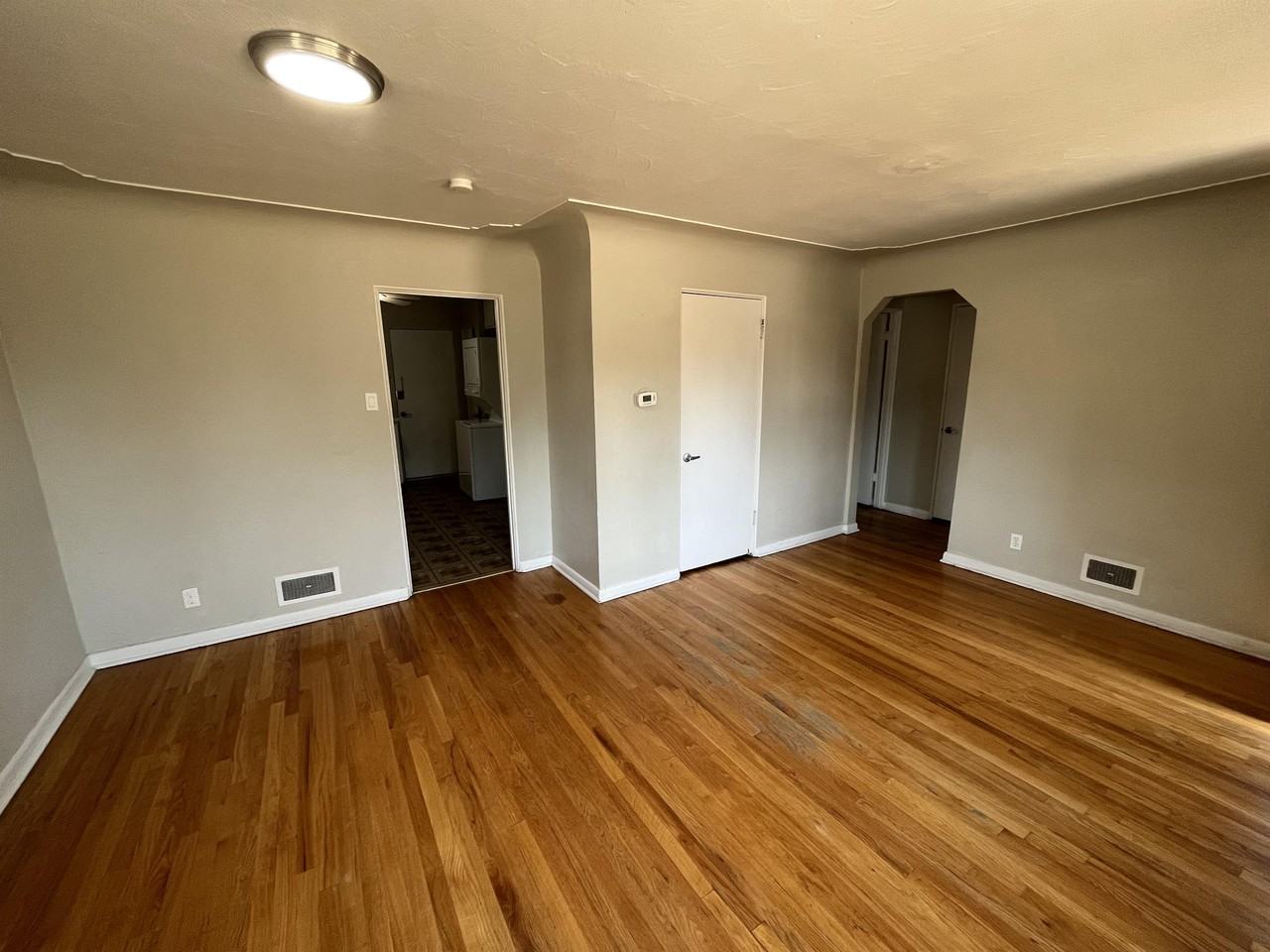 107 HOOKER ST - TRG - Photo 6 of 10