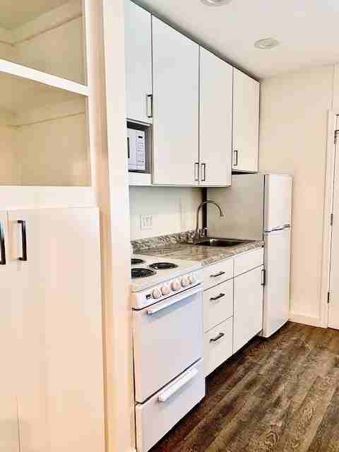 1140 North Richey Boulevard - Photo 5 of 32