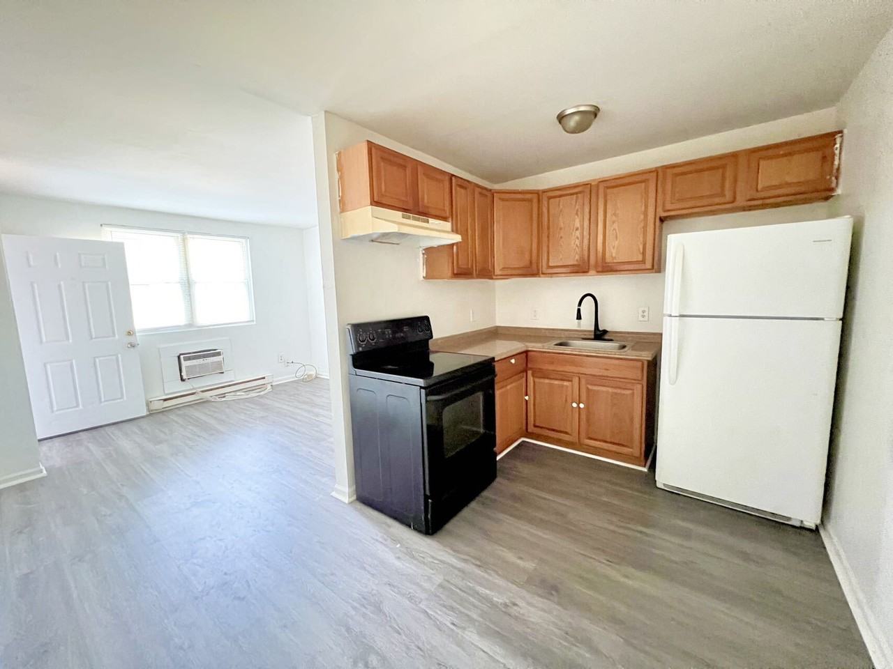 523 Ashlawn Drive - (New) - Photo 6 of 10