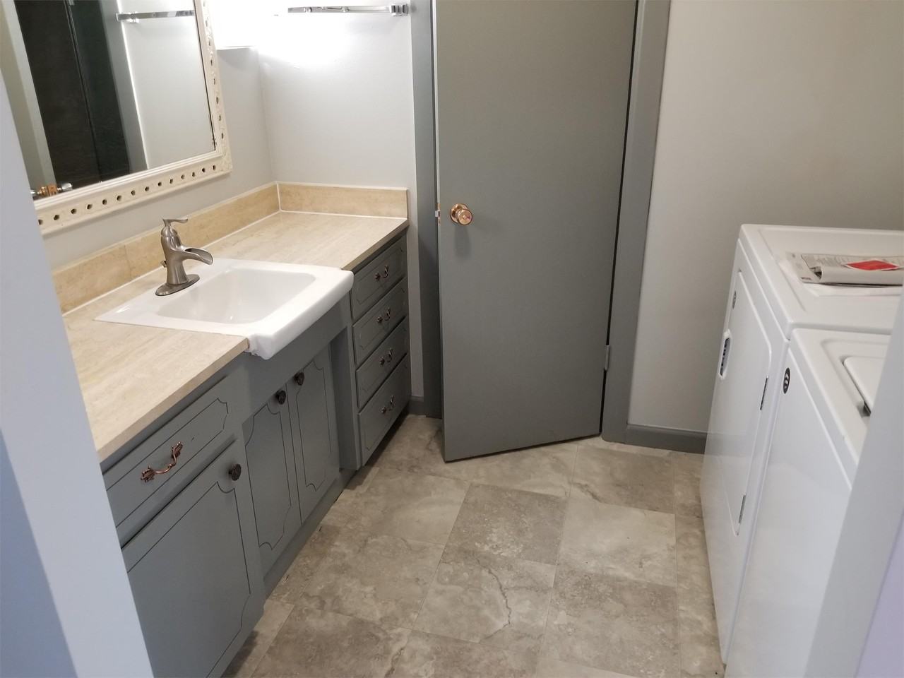 Four Fountains - Photo 6 of 18