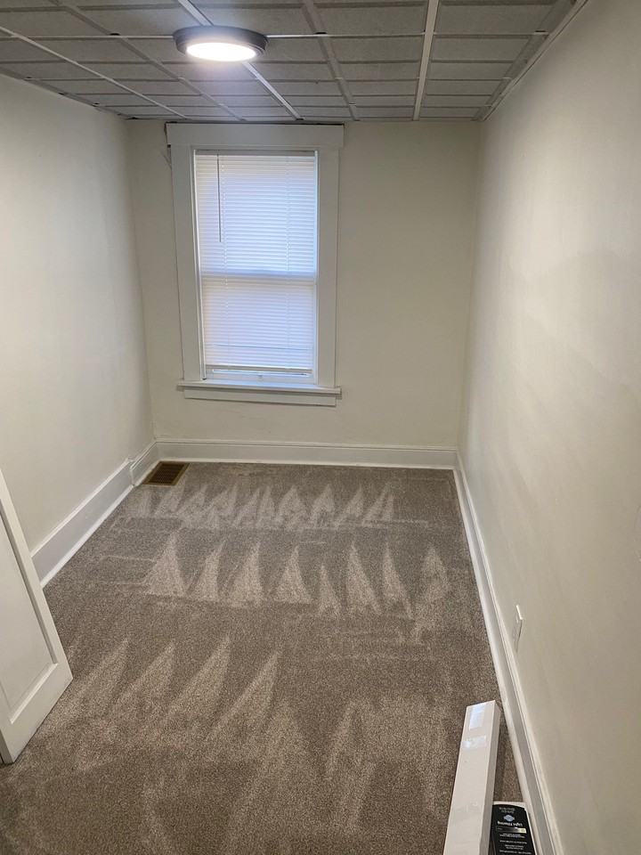 451 Oregon Ave #1 - Photo 6 of 12