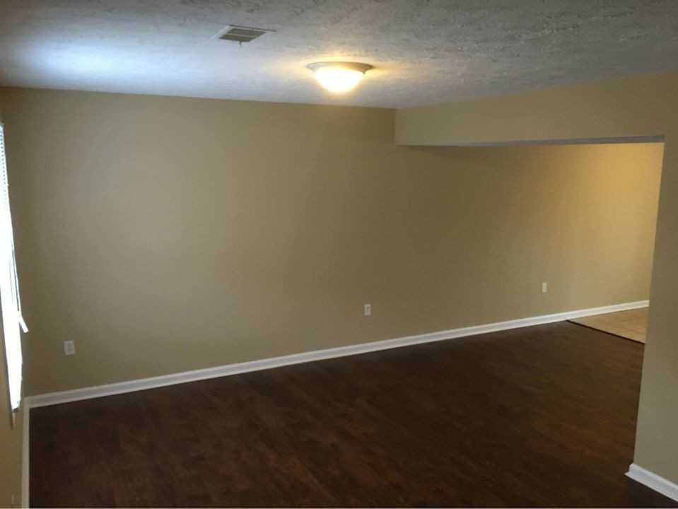 Signature Rentals-239 Wayne Dr. - Photo 3 of 15