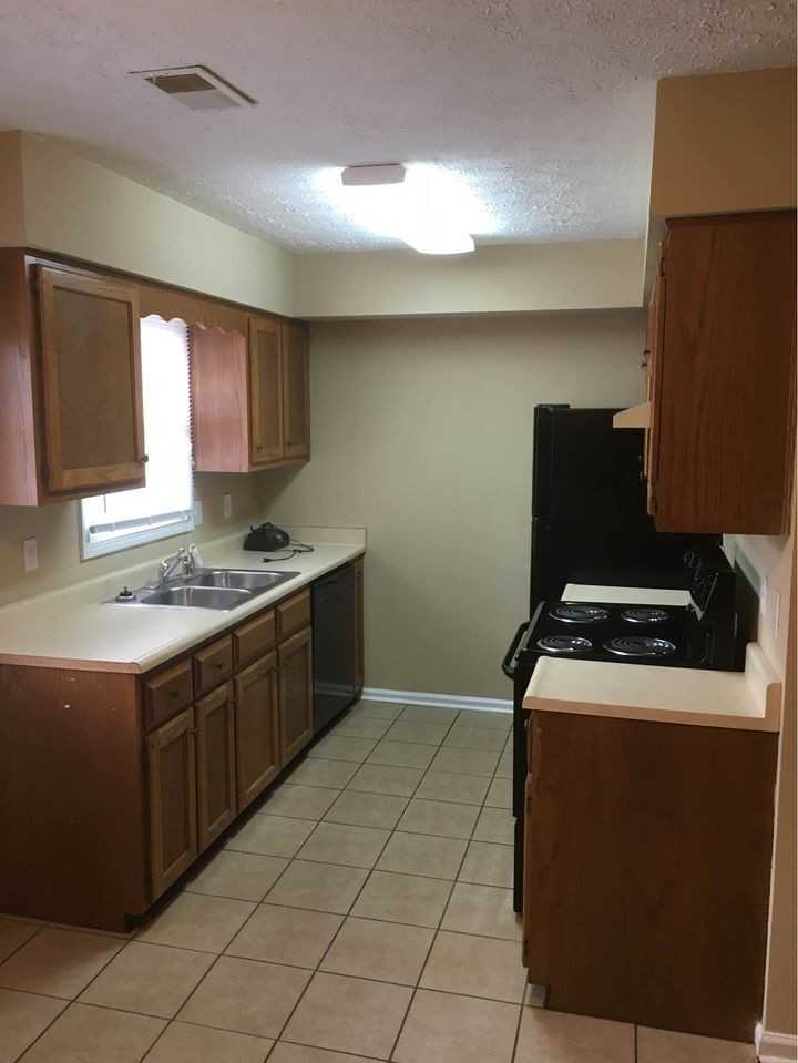 Signature Rentals-239 Wayne Dr. - Photo 5 of 15
