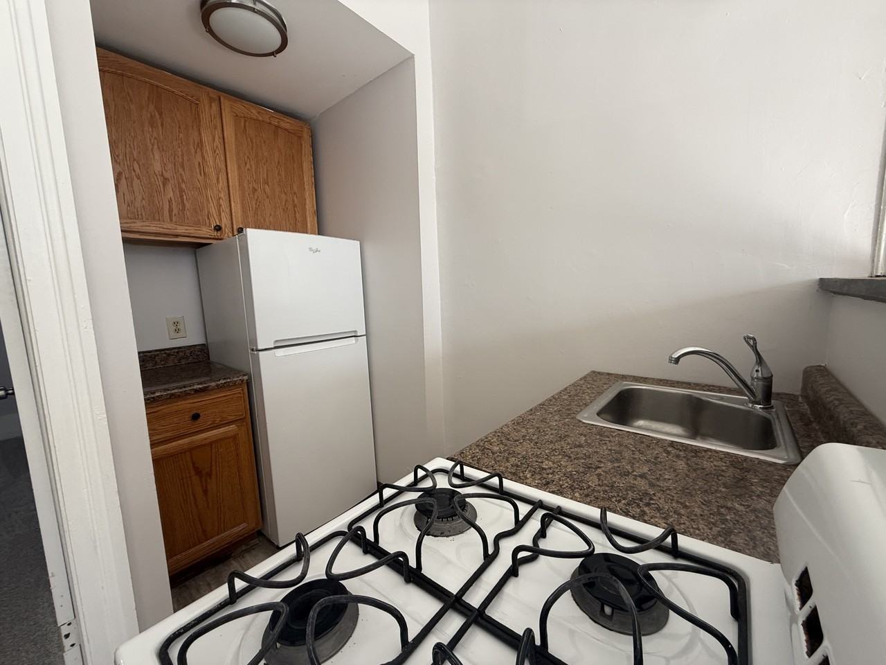 255 State Street - Photo 3 of 7