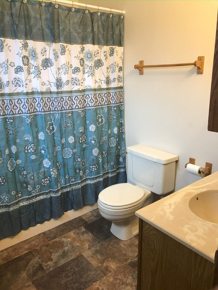 Valley Point Apartments - Photo 3 of 6