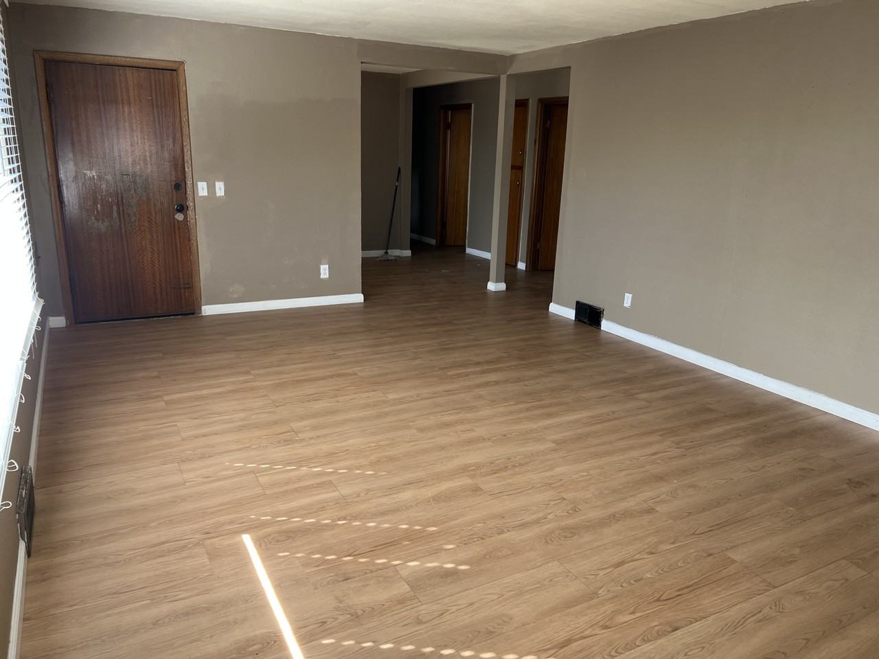 1101 South 20th Avenue - Photo 2 of 13