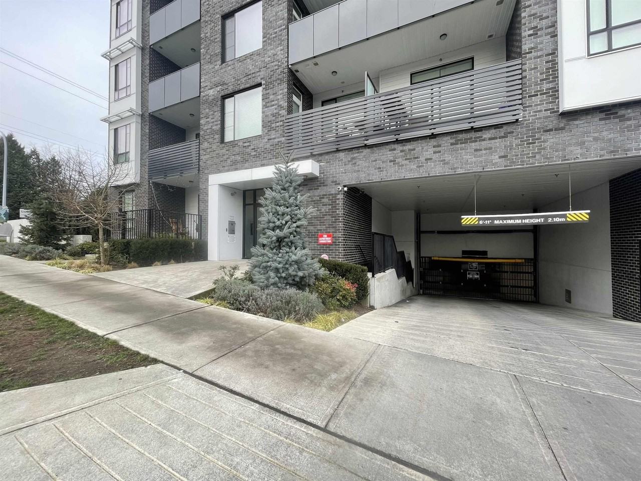 13623 81 Avenue - Photo 3 of 34