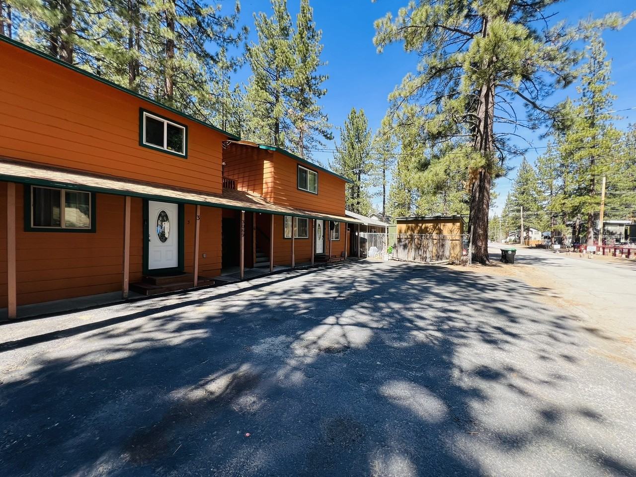 3069 Fresno Avenue - Photo 3 of 21