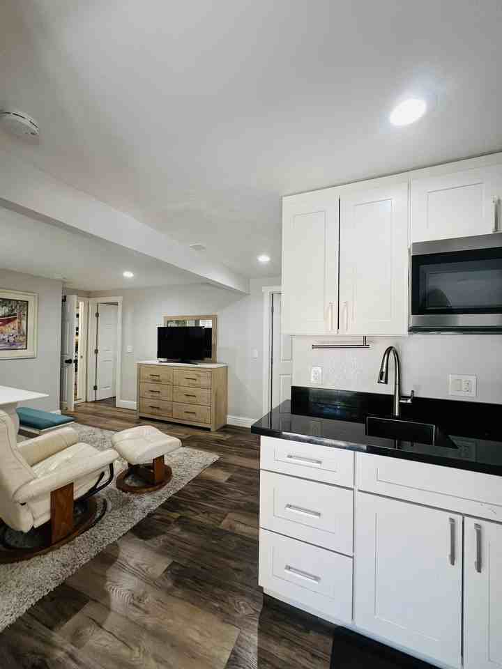 3069 Fresno Avenue - Photo 5 of 21