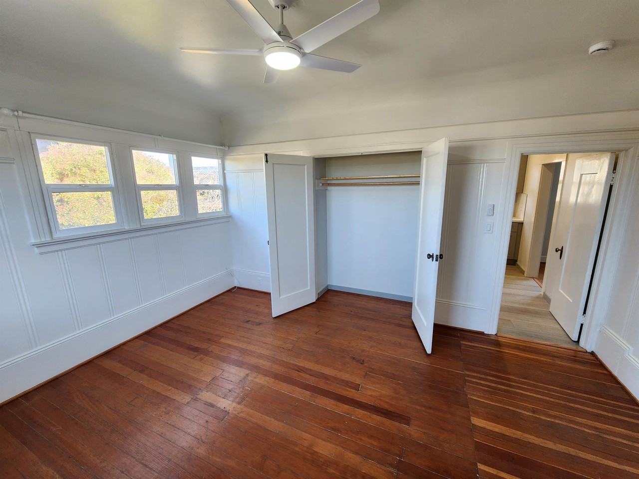 598 32nd Street #2 - Photo 7 of 14