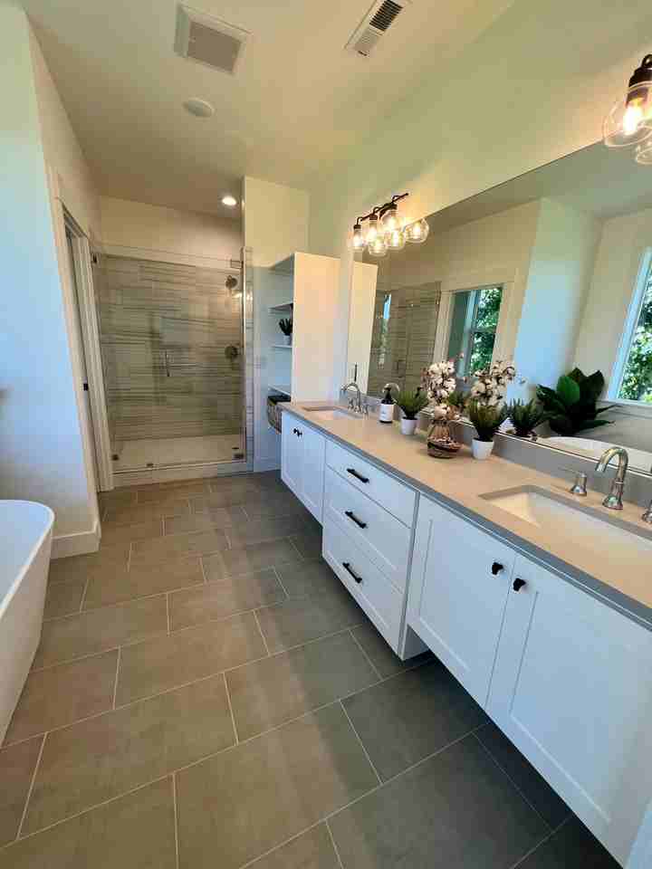 107 Golf View Dr #1 - Photo 2 of 28