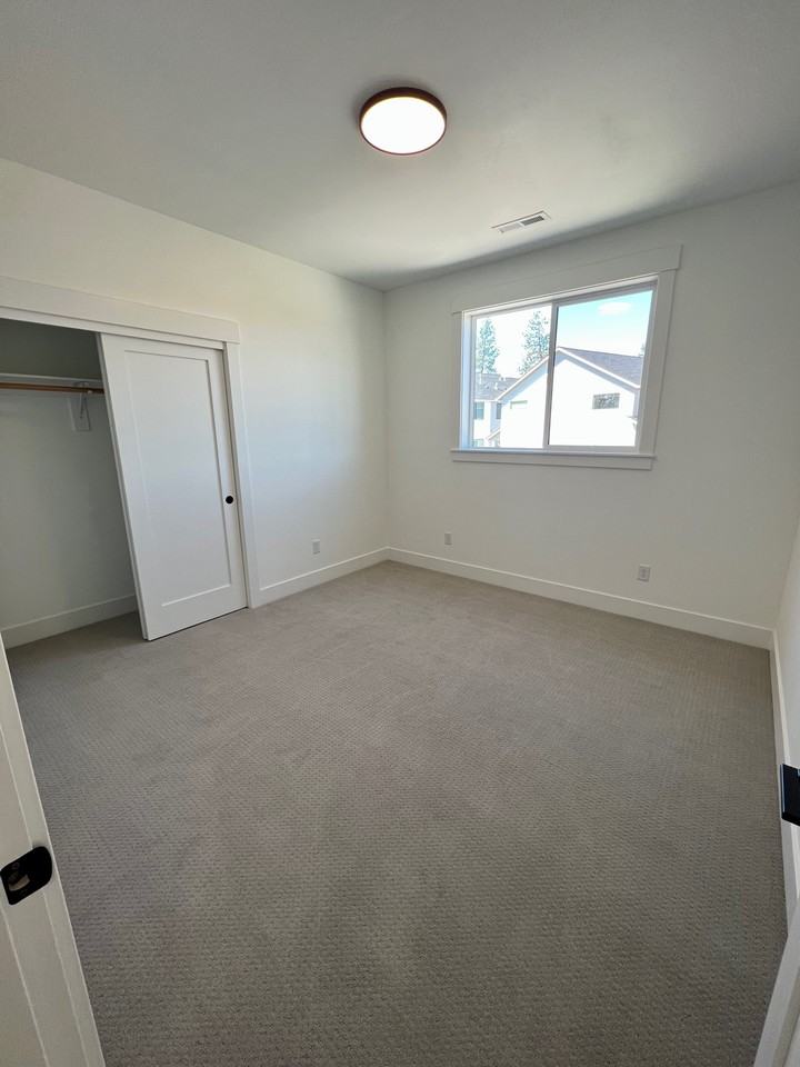 107 Golf View Dr #1 - Photo 7 of 28