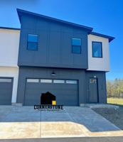 featured image of 210 Bogey Ln #1