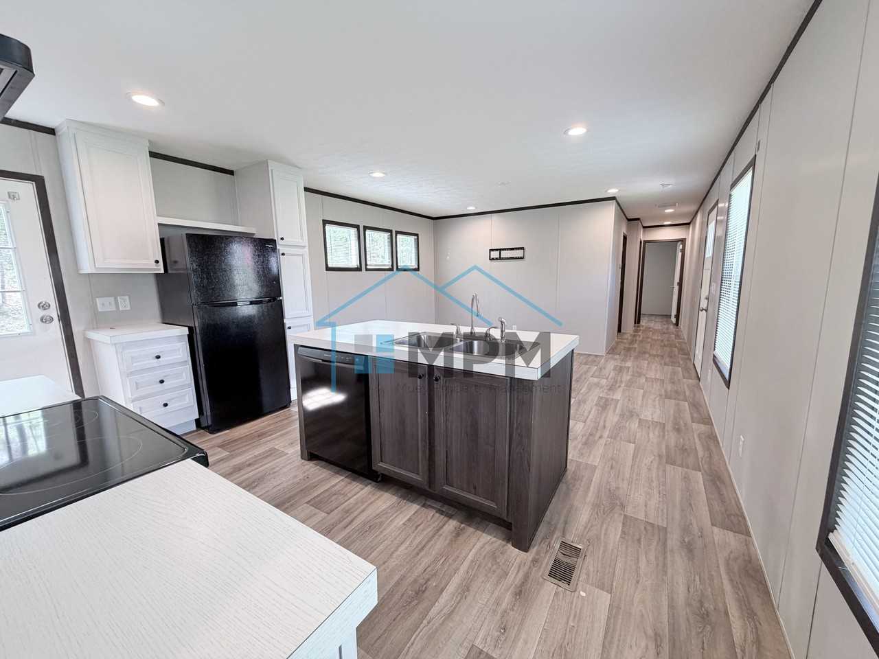 136 Hillside Cir #1 - Photo 2 of 11