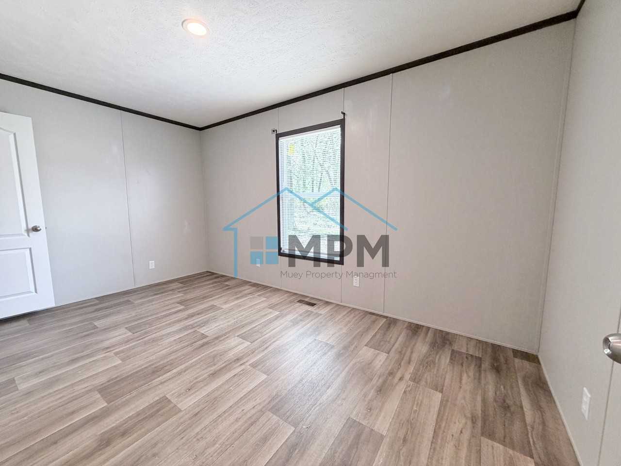 136 Hillside Cir #1 - Photo 6 of 11