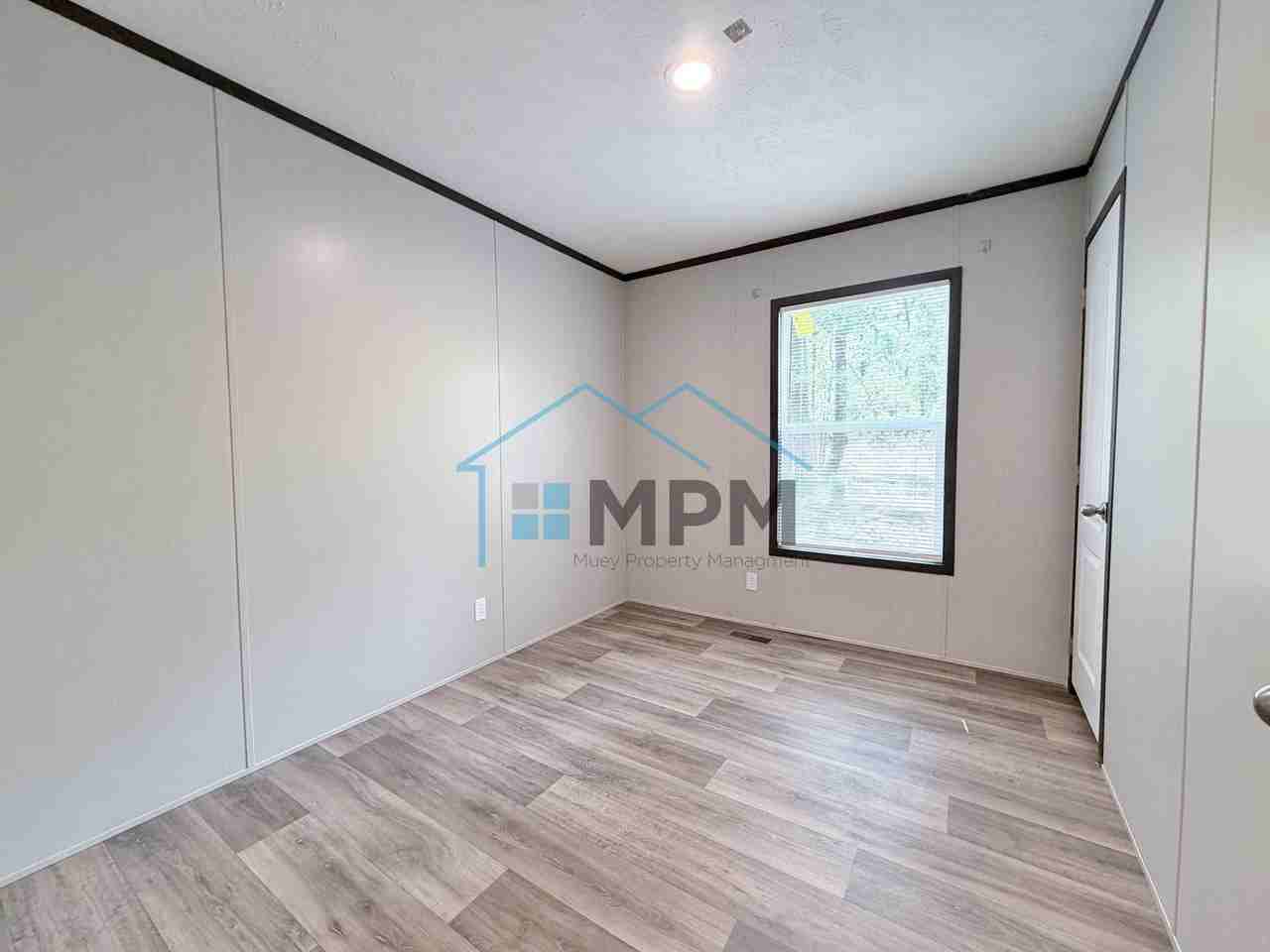 136 Hillside Cir #1 - Photo 7 of 11