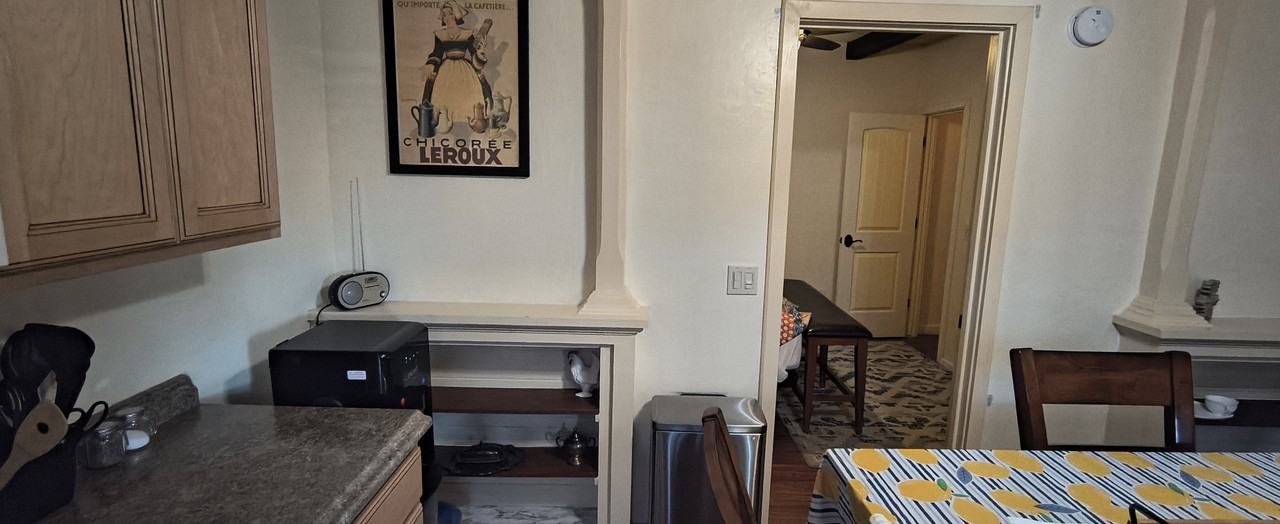 314 S Leroux St #4 - Photo 3 of 15