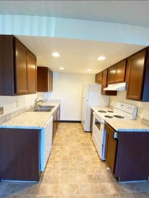 Centennial Apartments - Photo 6 of 39