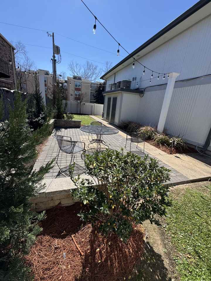 2417 Houma Boulevard - Photo 3 of 27