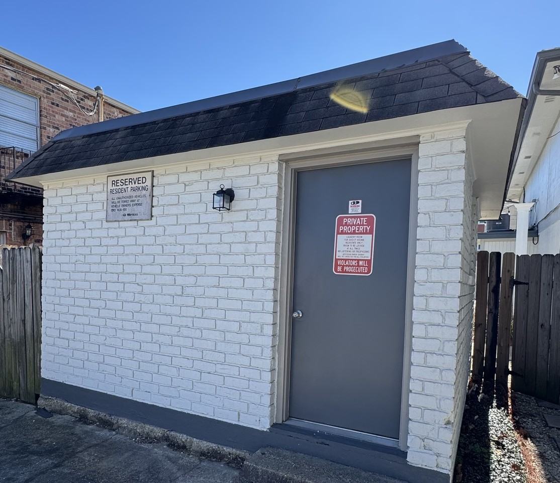 2417 Houma Boulevard - Photo 5 of 27