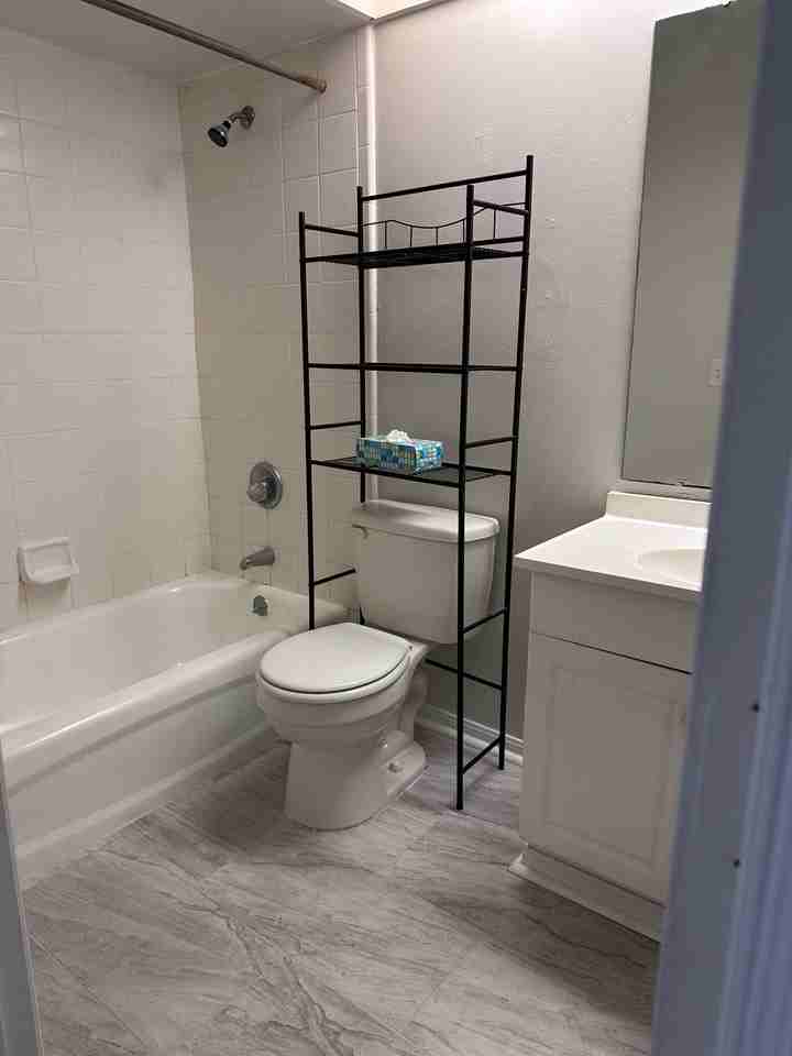 400 North Saint Clair Abrams Avenue - Photo 4 of 8