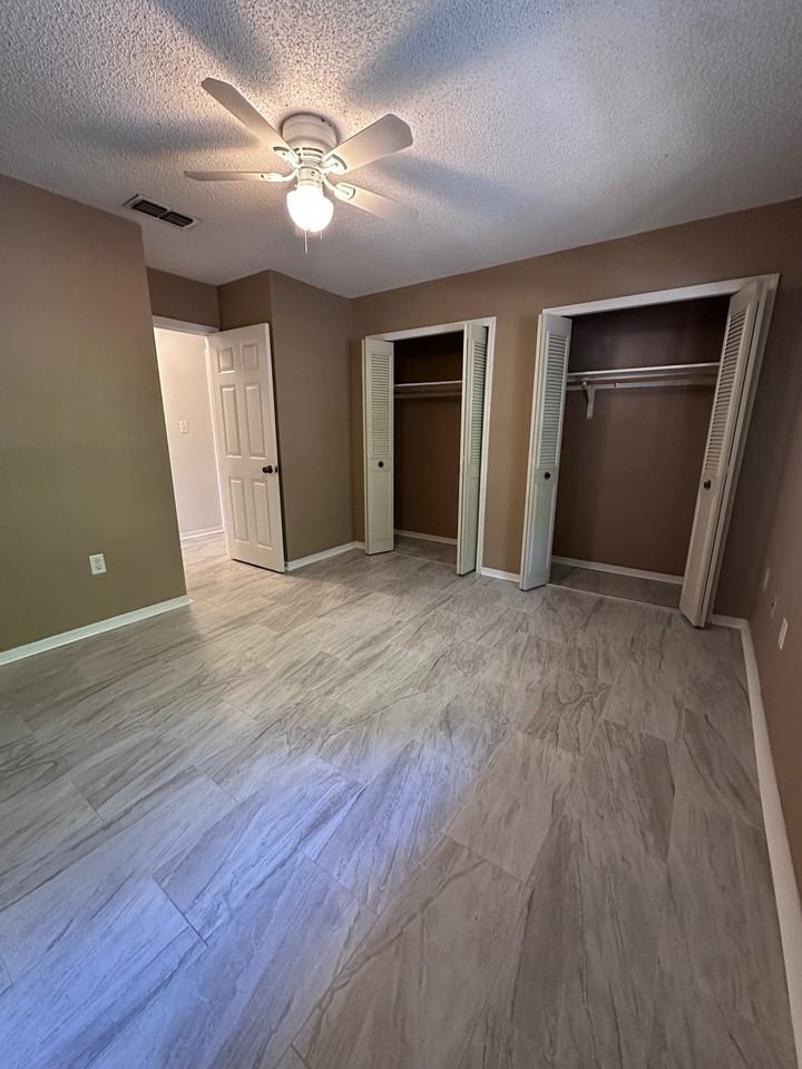 400 North Saint Clair Abrams Avenue - Photo 5 of 8