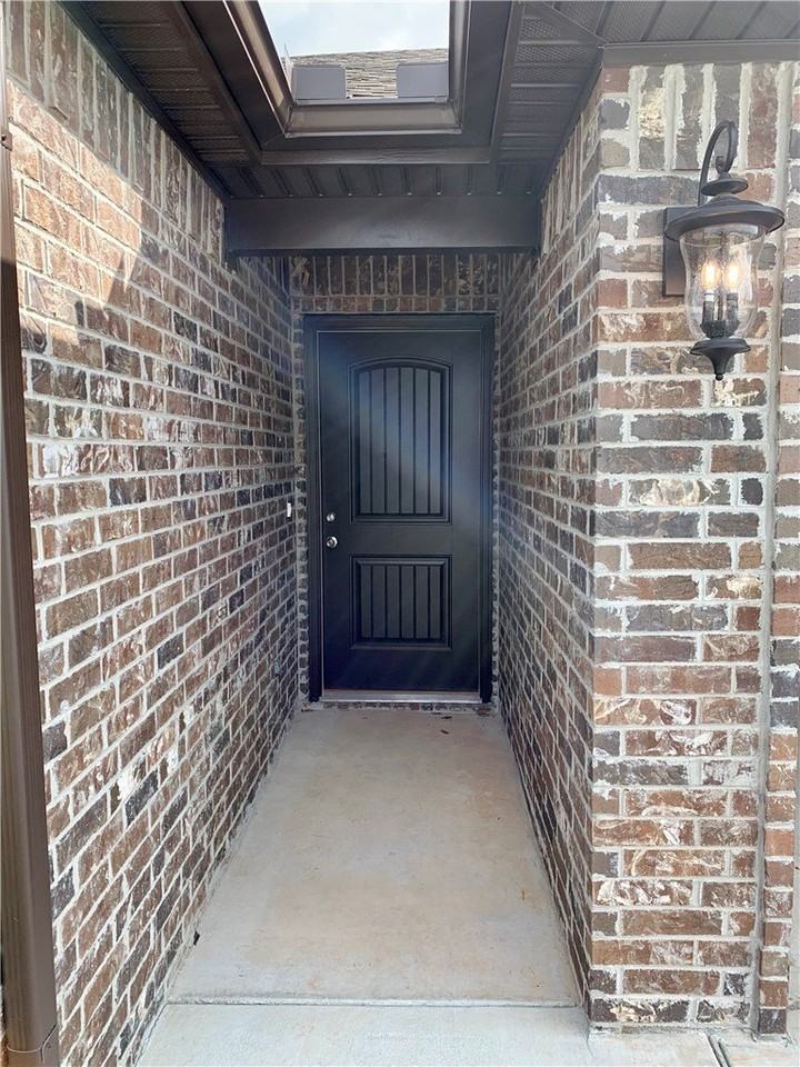 451 Red Robin St - Photo 2 of 20