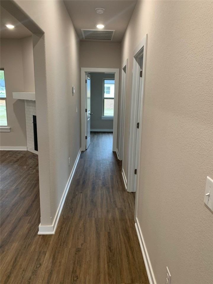 403 N Otoe St - Photo 5 of 14