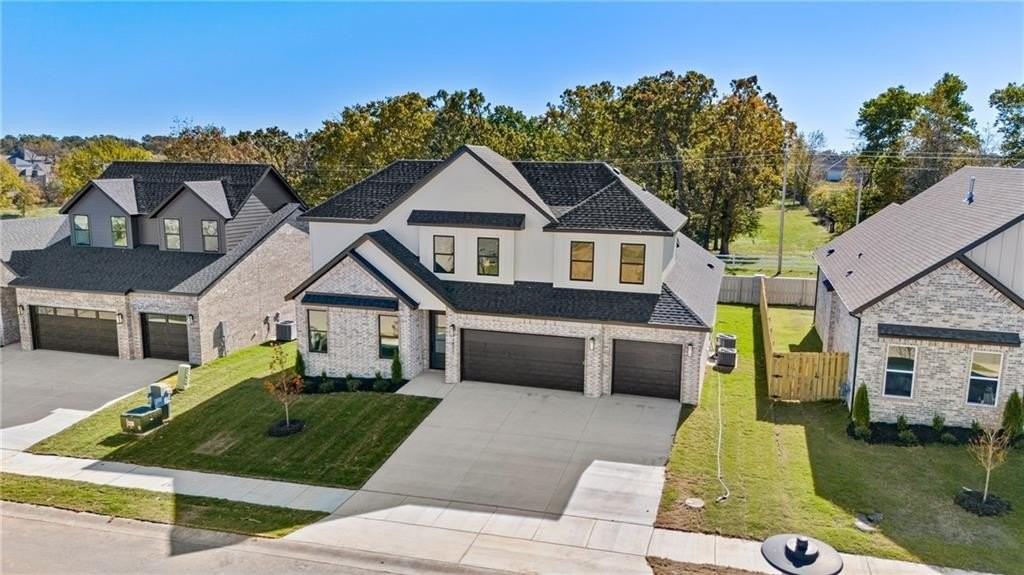 1821 Peacock Rd - Photo 3 of 29