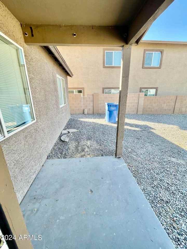 9609 N 13th St - Photo 2 of 22