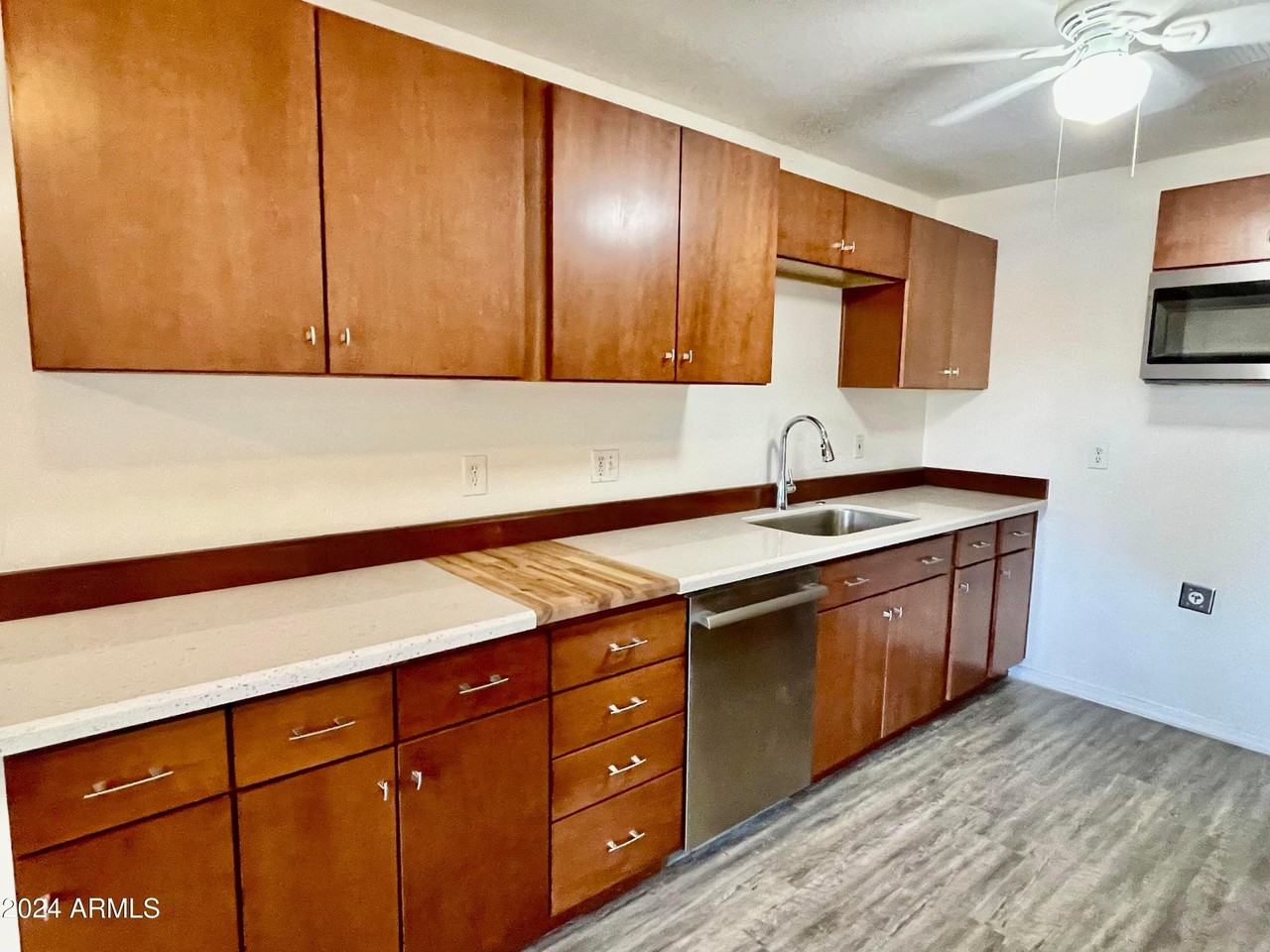 9609 N 13th St - Photo 5 of 22