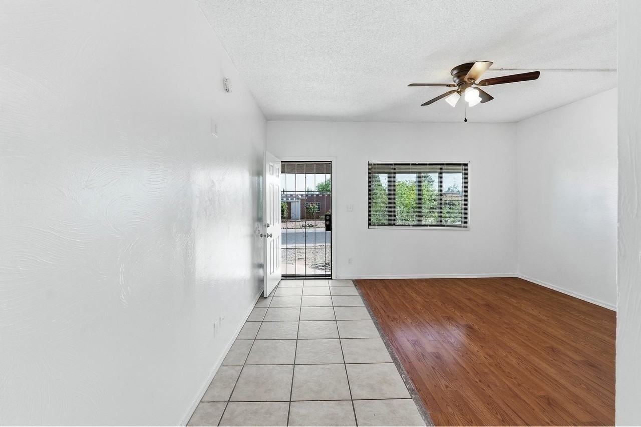 4931 E De Medici Dr - Photo 4 of 23