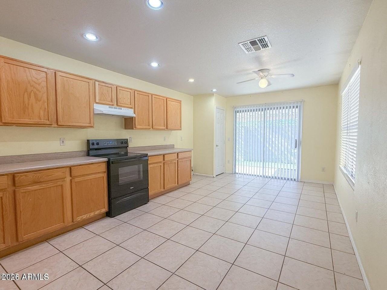 1042 S Clancy Cir - Photo 7 of 12