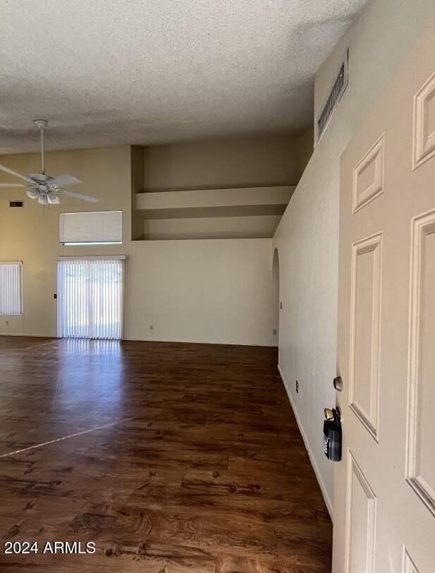 3961 W Chicago St - Photo 3 of 15