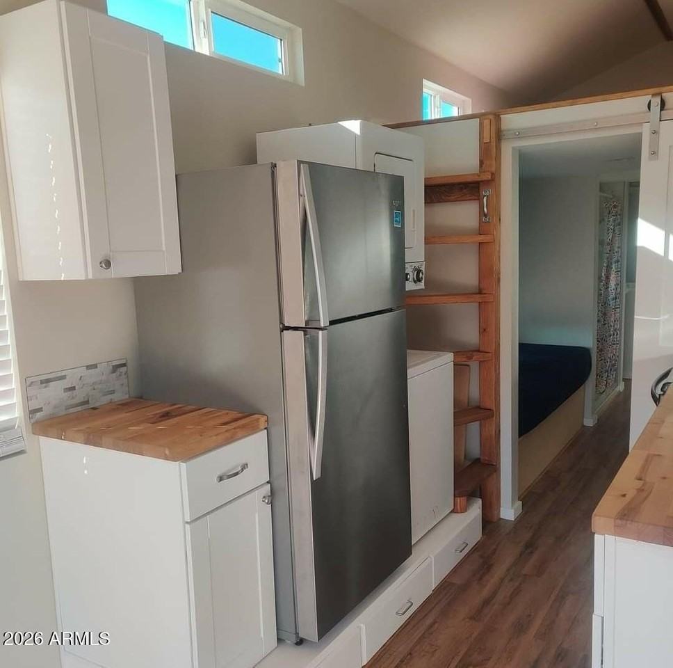 2326 W Speer Trl #A - Photo 3 of 17