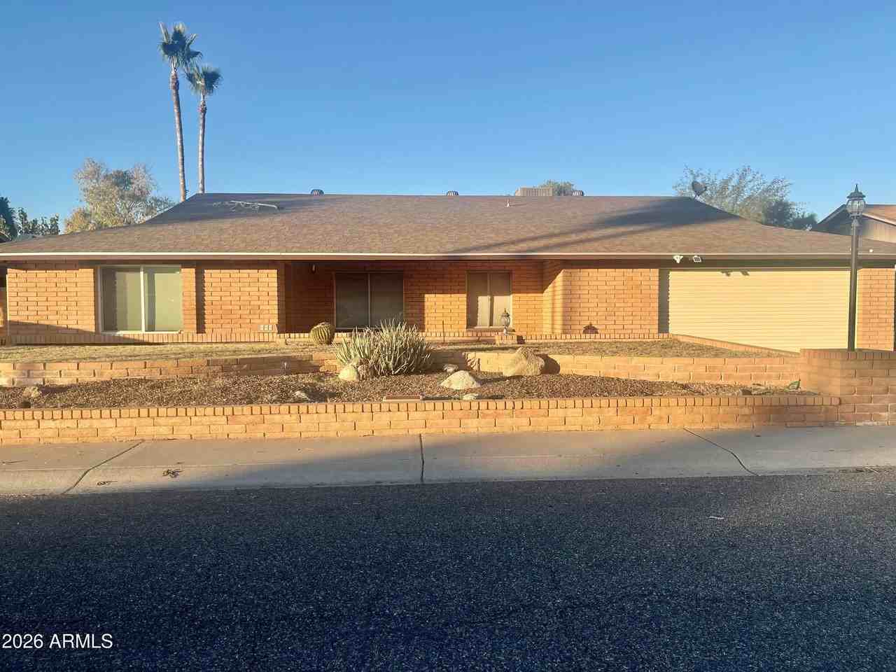 508 E Angela Dr