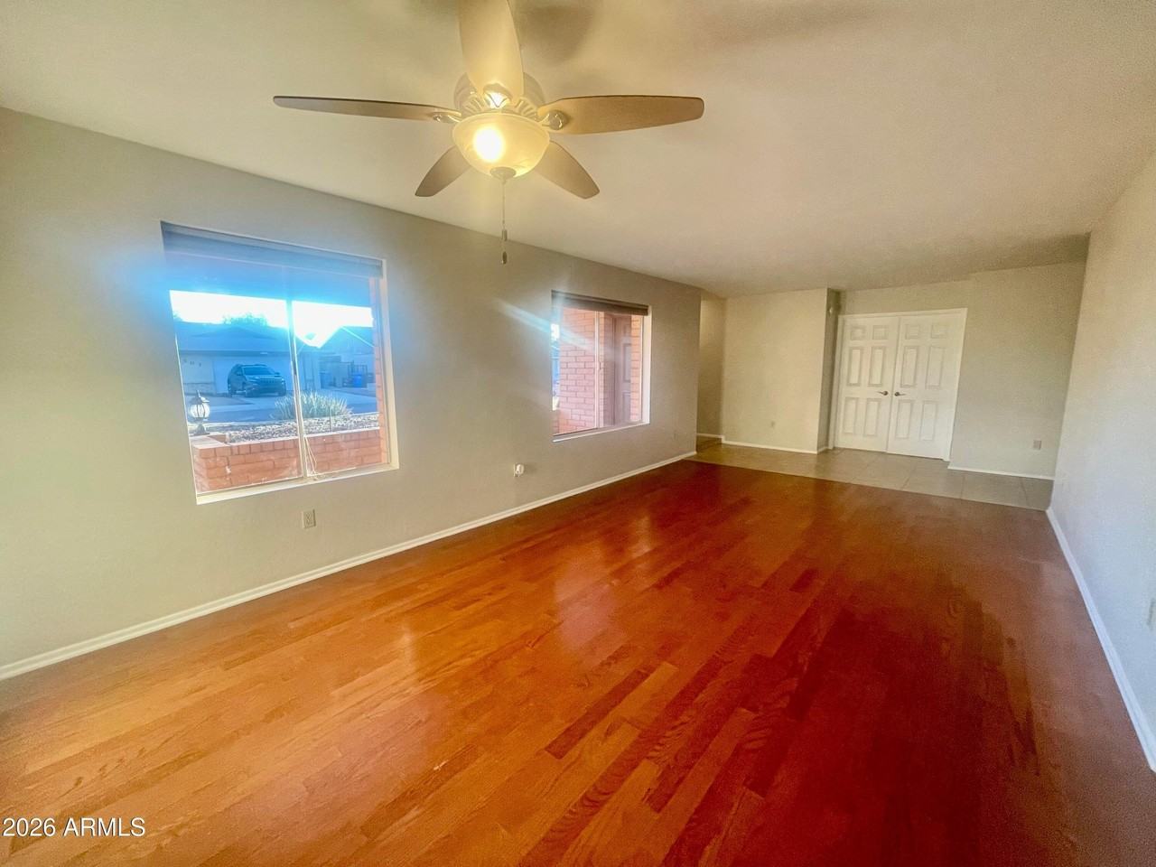 508 E Angela Dr - Photo 5 of 46