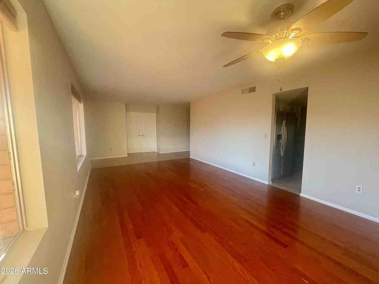 508 E Angela Dr - Photo 7 of 46