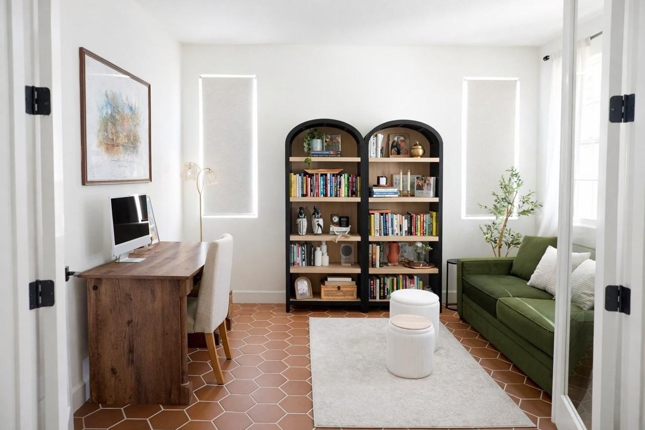 12091 N San Clemente St - Photo 3 of 24