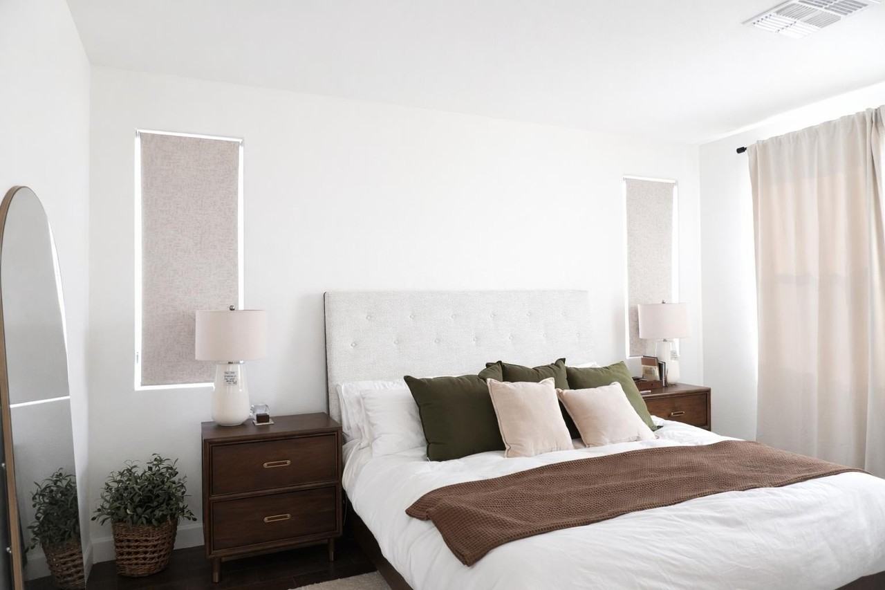 12091 N San Clemente St - Photo 4 of 24